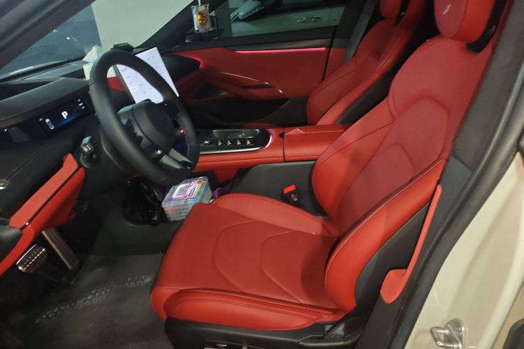 Used  SU7 2024 Four-Wheel Drive Ultra-Long Range Advanced Intelligent Driving Max Edition