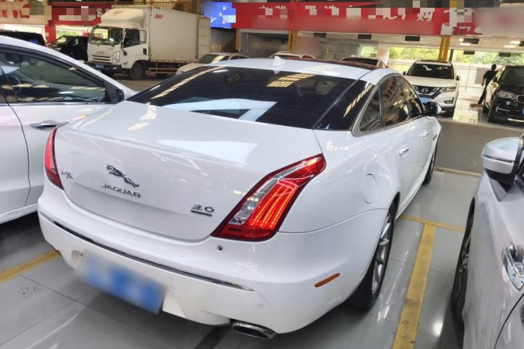 Used Jaguar XJ 2015 XJL 3.0 SC Two-Wheel-Drive Panoramic Business Edition