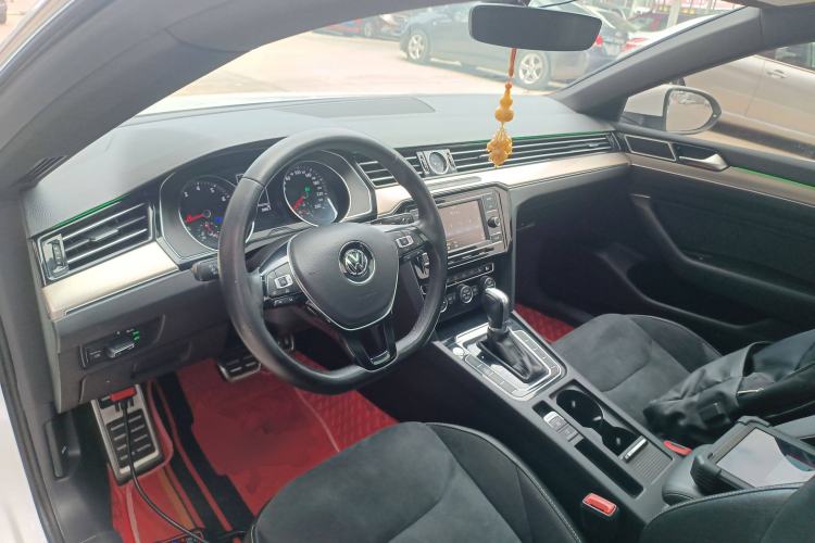 Used Volkswagen FAW-Volkswagen CC 2019 330TSI Huayan Edition China VI
