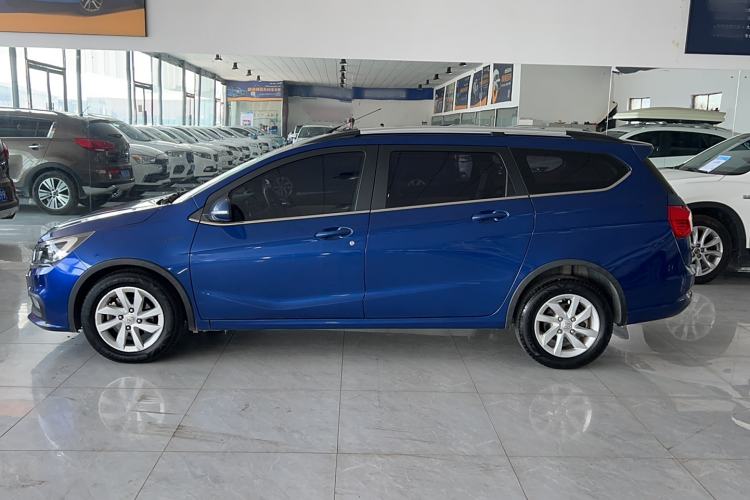 Used Baojun 310W 2017 1.5L Manual Fashion Edition China VI
