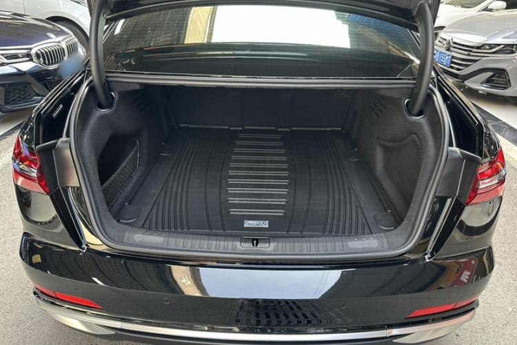 Used Audi A6L 2025 Revised 40 TFSI Luxury Dynamic Edition
