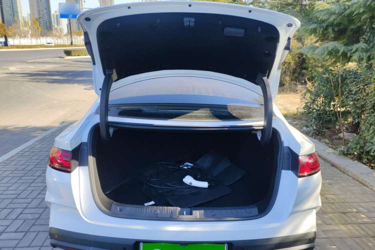 Used BYD Qin L 2024 DM-i 120KM Leading Model
