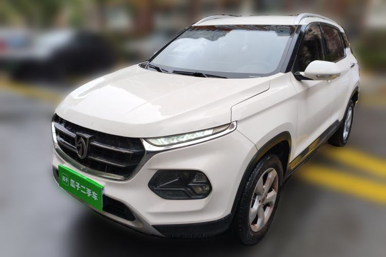 Used Baojun 510 2017 1.5L Manual Fashion Model