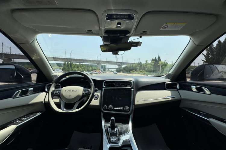 Used Lynk & Co 01 2017 2.0T Two-Wheel Drive Zhaopu Version
