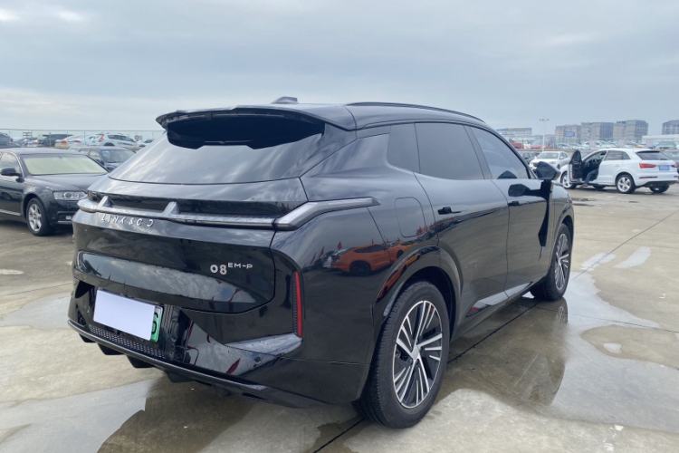 Used Lynk & Co 08 EM-P 2023 120km Long-Range Pro