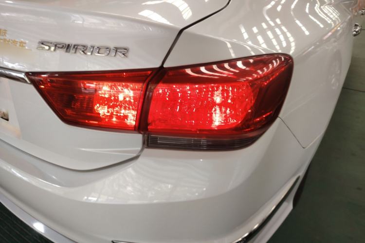 Used Honda Spirior 2015 2.0L Prestige Edition
