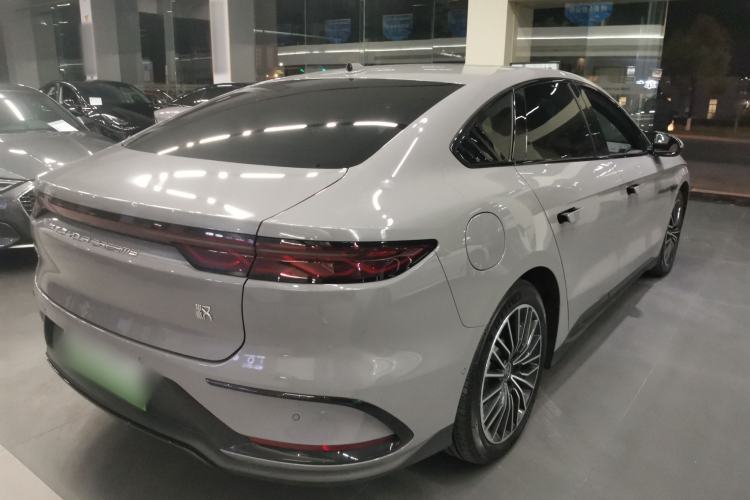 Used BYD Han 2025 EV with 701 km of Laser Radar-Enabled Intelligent Driving
