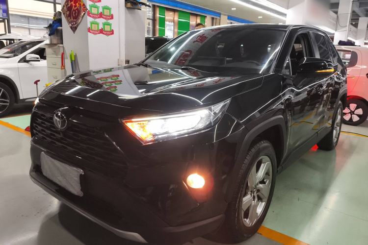 Used Toyota RAV4 2020 2.0L CVT Two-Wheel Drive Fashion Edition