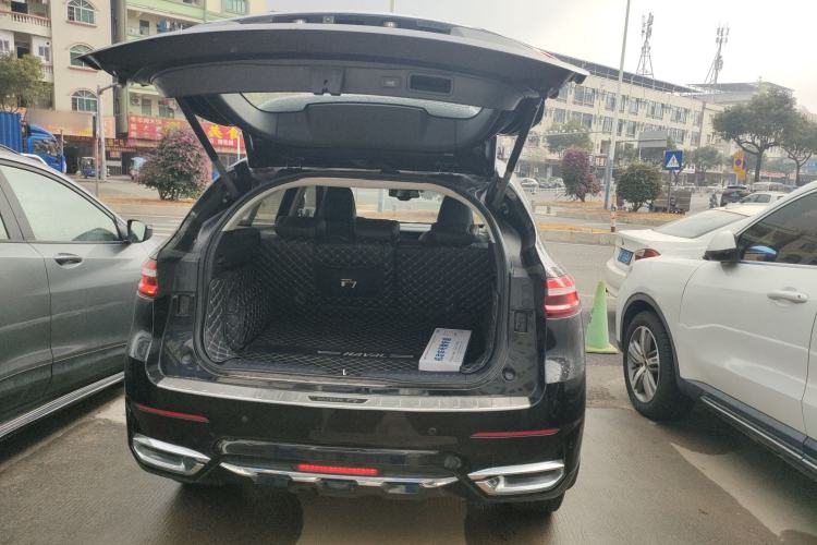 Used Haval F7 2019 2.0T Four-Wheel Drive iJoy China VI Standard
