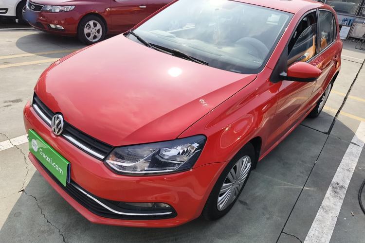 Used Volkswagen Polo 2016 1.6L Automatic Comfort Model
