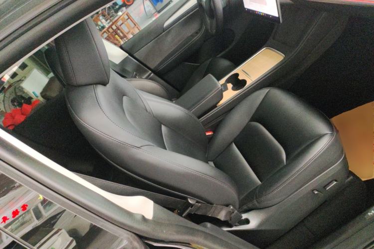 Used Tesla Model Y 2023 Rear-Wheel-Drive Version