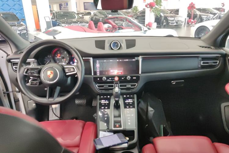 Used Porsche Macan 2023 Macan 2.0T
