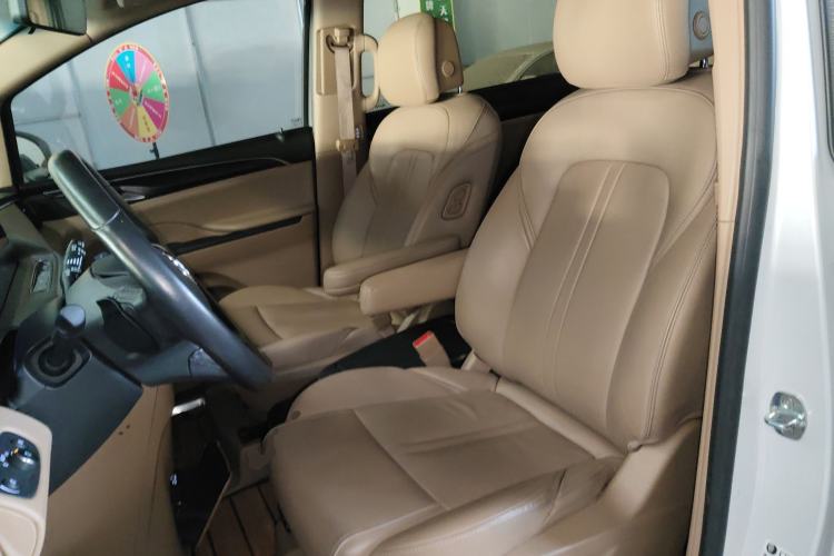 Used Buick GL8 2021 ES Land Cruiser 653T Luxury Edition
