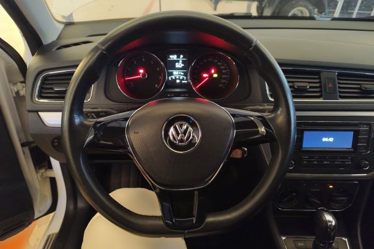 Used Volkswagen Gran Lavida 2015 1.6L Automatic Comfort Edition