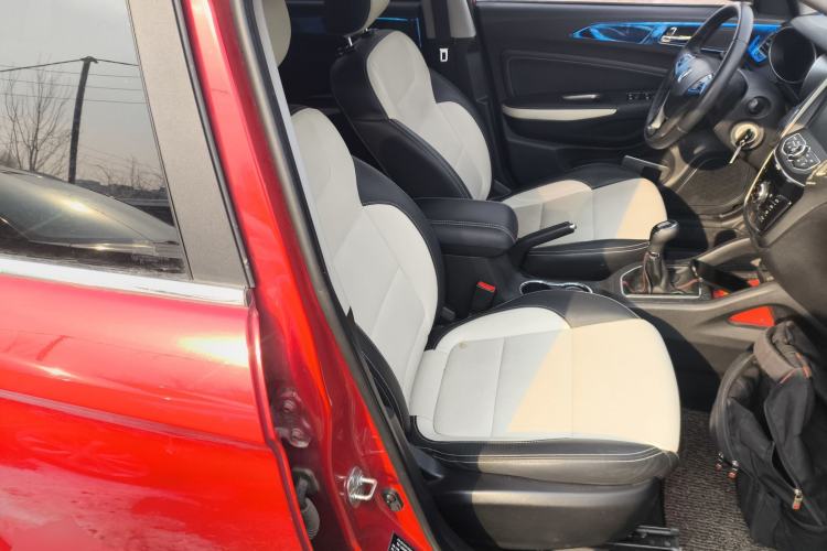 Used Changan CS35 2017 1.6L Manual Luxury Model
