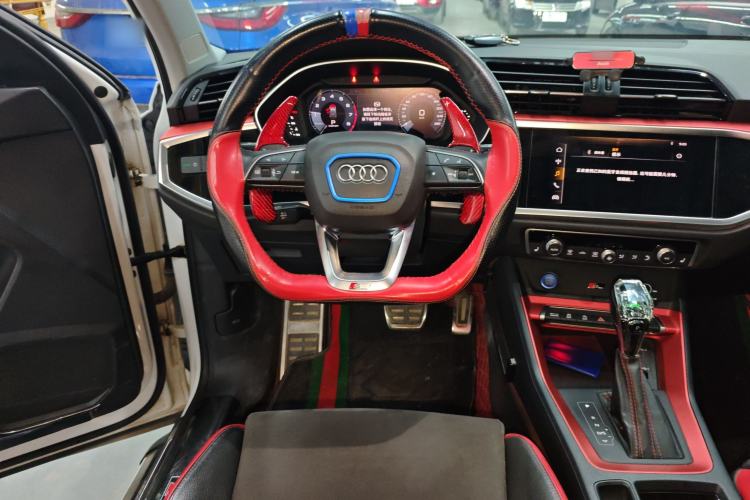 Used Audi Q3 2021 40 TFSI Fashion Dynamic Model
