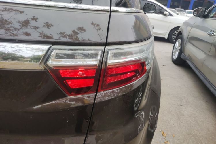 Used JMC Yusheng S330 2016 1.5L GTDi Automatic Two-Wheel Drive Prestige Edition
