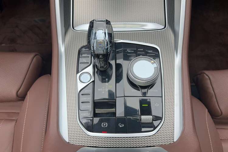 Used BMW X6 2020 xDrive40i Luxury Model with M Sport Package