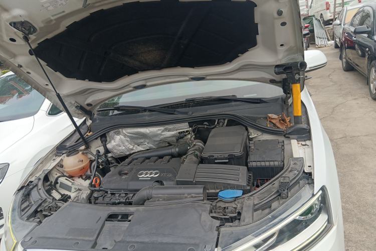 Used Audi Q3 2015 35 TFSI Comfort Model
