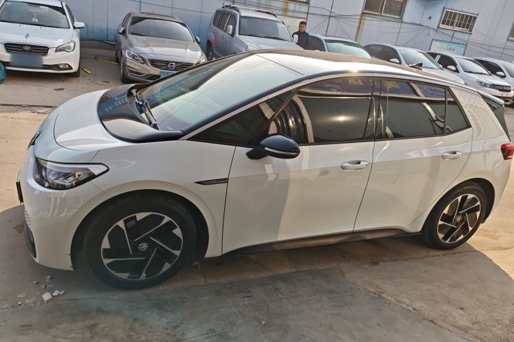 Used Volkswagen ID.3 2023 Pure Smart Edition
