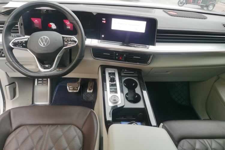 Used Volkswagen Tavendor 2023 380TSI Four-Wheel Drive R-Line Cruise Edition
