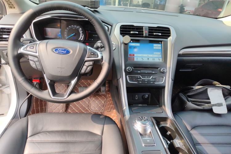 Used Ford Mondeo 2017 EcoBoost 180 Luxury Model
