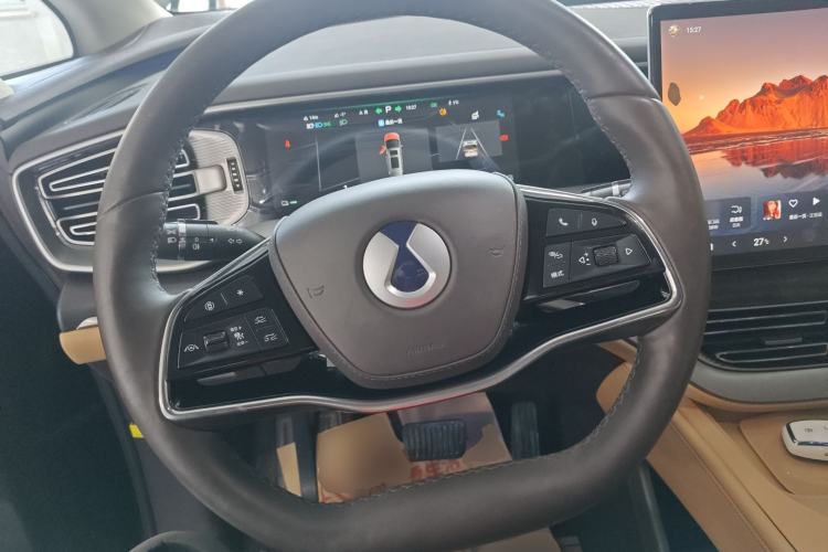 Used Denza D9 2024 DM-i 980 Four-Wheel Drive Prestige Model
