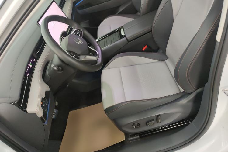 Used Volkswagen ID.7 VIZZION 2024 AIR model
