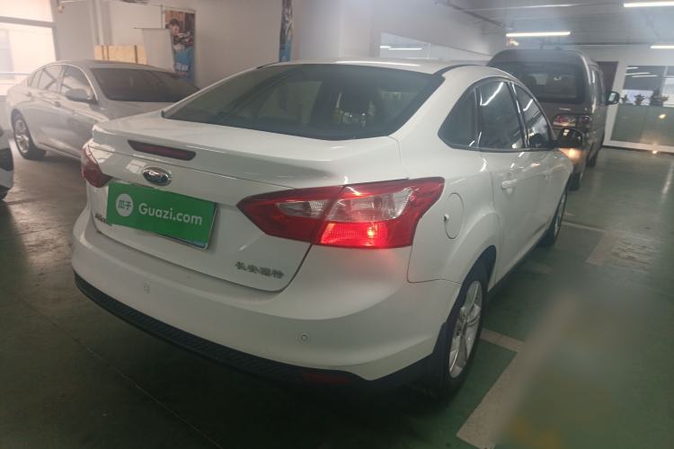 Used Ford Focus 2012 Sedan 1.6L Automatic Fashion Edition