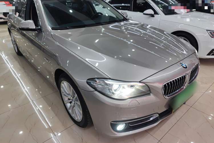 Used BMW 5 Series 2014 525Li Luxury Design Package
