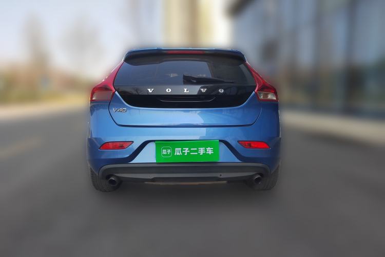 Used Volvo V40 2015 1.6T Zhiya Edition