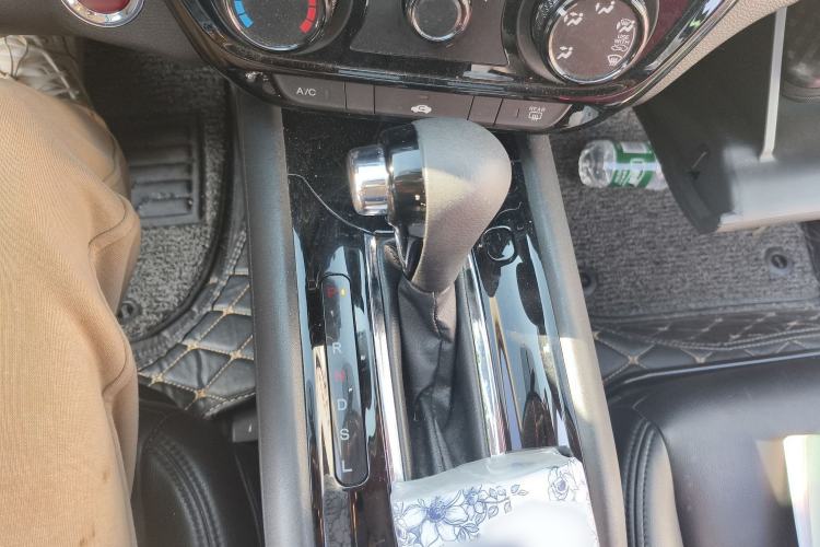 Used Honda Vezel 2017 1.8L CVT Front-Wheel Drive Pioneer Edition
