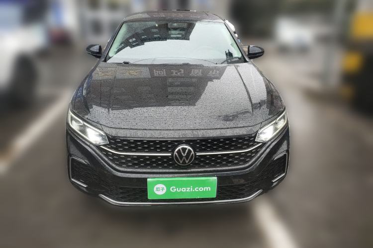 Used Volkswagen Passat 2022 330TSI Starry Luxury Edition
