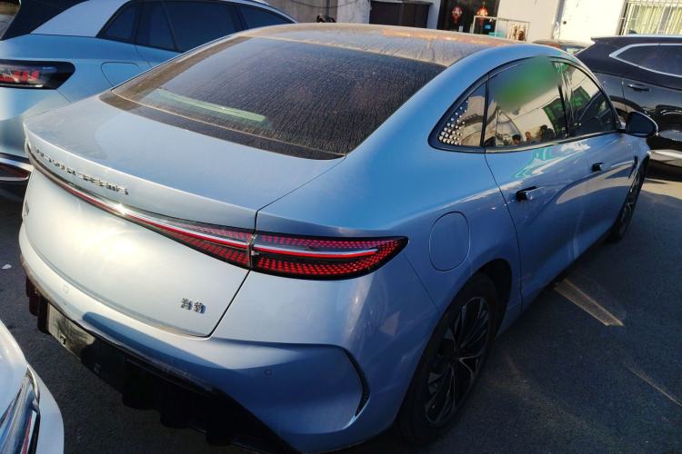 Used BYD Seal 2022 550 km Standard Range Rear-Wheel Drive Prestige Version
