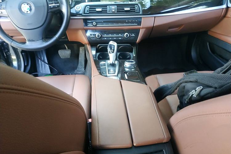 Used BMW 5 Series 2014 530Li Leading Model