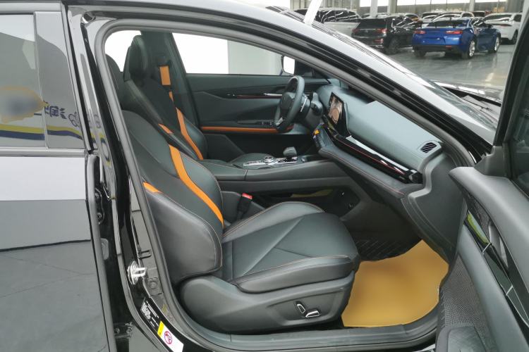 Used Changan UNI-V 2022 1.5T Sport Edition
