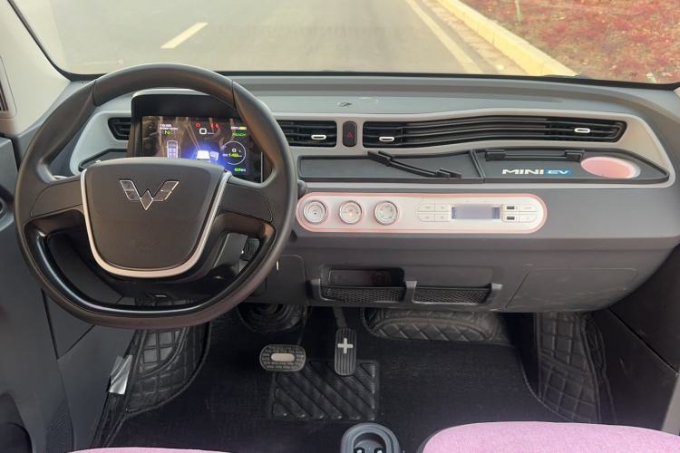 Used Wuling Hongguang MINIEV 2021 Macaron Premium Model – Lithium-NMC