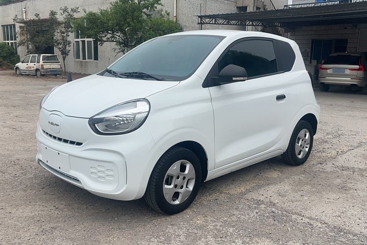 Used Roewe Clever 2021 302 km New Four-Seater Super-Efficient Version
