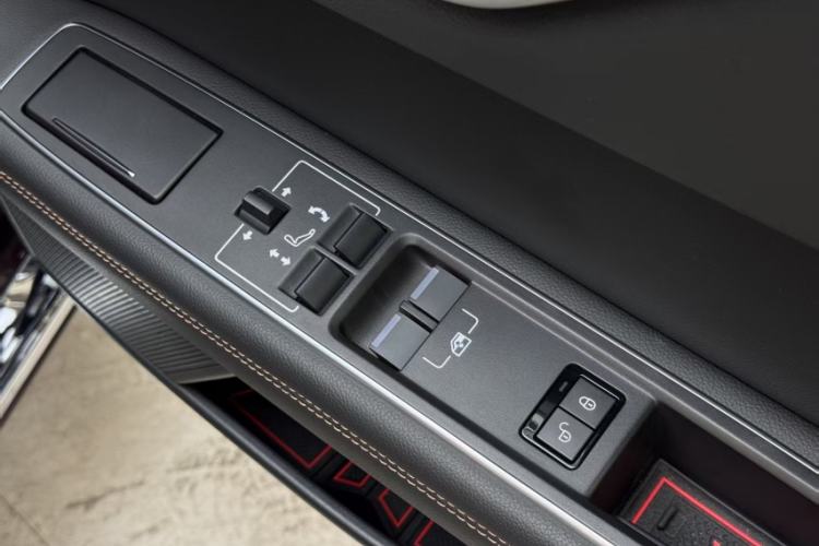 Used Jaguar XEL 2019 2.0T 200 PS Luxury Edition
