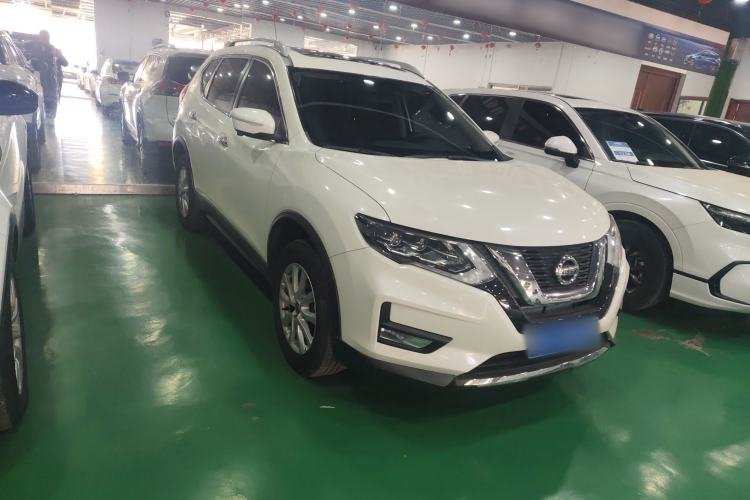 Used Nissan X-Trail 2023 Classic 2.0L Two-Wheel Drive Smart Connect Premium Edition

