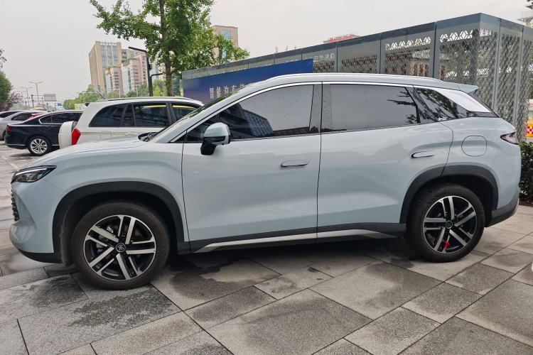 Used BYD Song L DM-i 2024 112 km Beyond Edition
