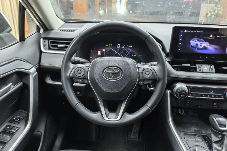 Used Toyota Wildlander 2023 Dual-Motor 2.5L E-CVT Four-Wheel Drive Prestige Edition
