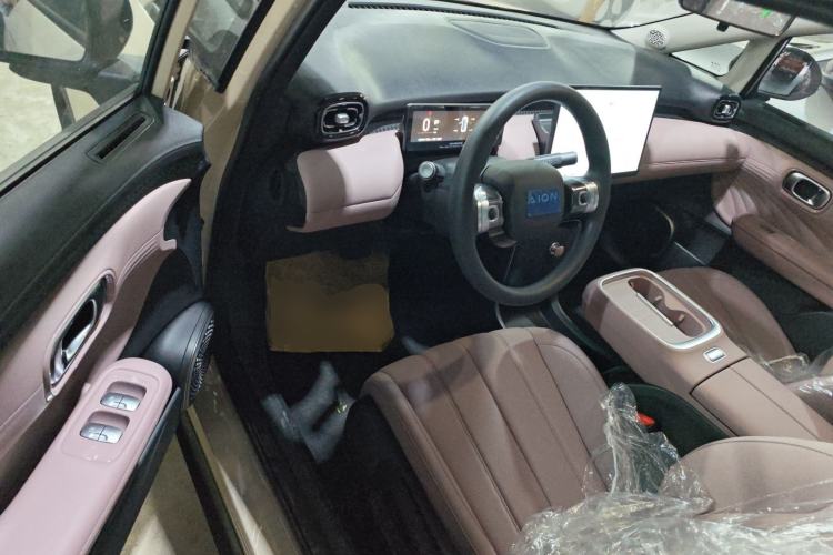 Used AION UT 2025 330 Starlight Edition
