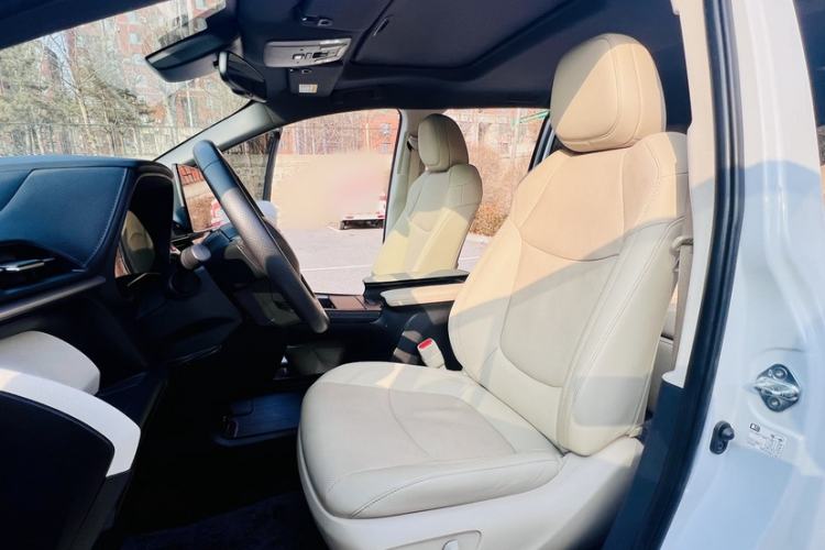 Used Toyota Sienna 2021 2.5L Hybrid Premium Edition
