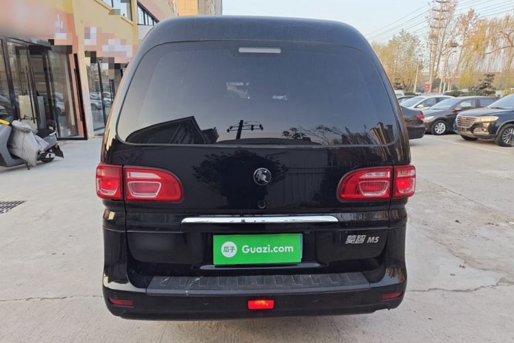 Used FORTHING Lingzhi 2023 M5L 1.6L Base Model 7 Seats
