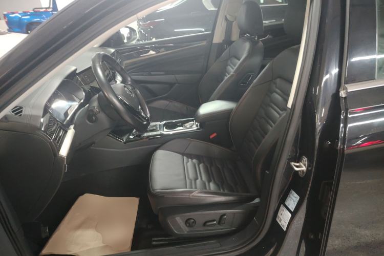 Used Volkswagen Passat 2020 330TSI Elite Edition China VI
