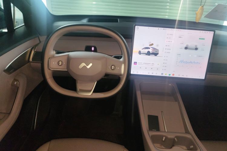 Used ONVO L60 2024 60 kWh Rear-Drive Version
