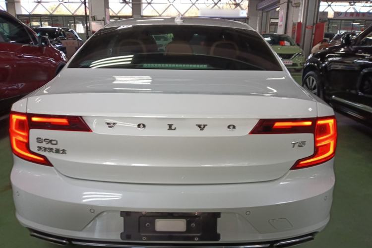 Used Volvo S90 2018 T5 Zhiyuan Edition
