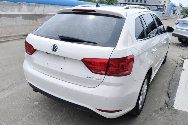 Used Volkswagen Gran Lavida 2017 1.6L Automatic Fashion Edition
