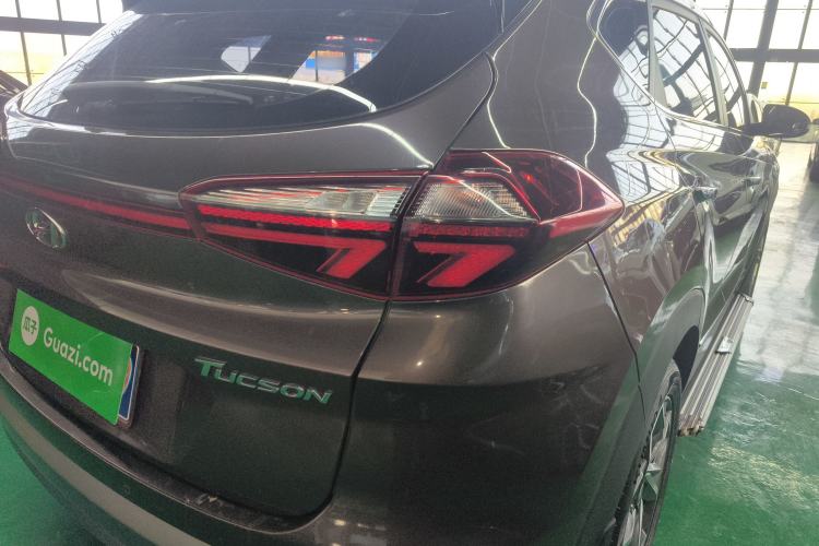 Used Hyundai Tucson 2019 280TGDi Dual-Clutch Two-Wheel Drive Fashion Edition China VI Standard